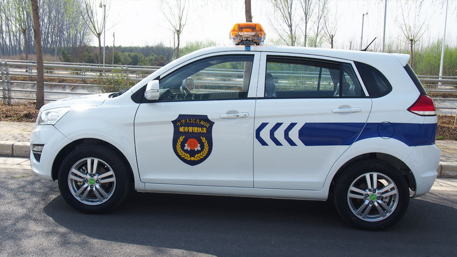 电动警用SUV2.jpg